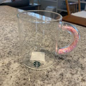 Starbucks 2022 Valentine’s Day mug